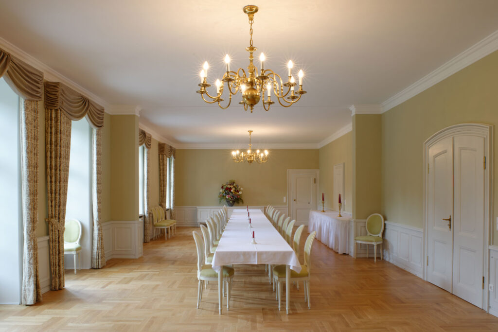 mondäner Speisesaal Gut Siggen