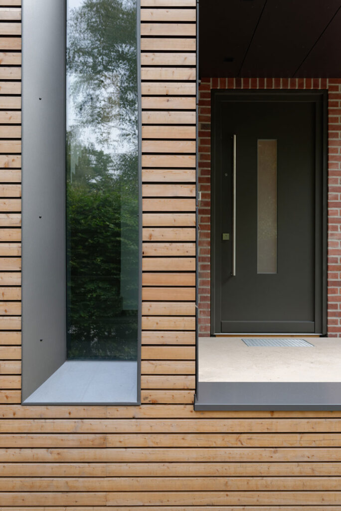 Eingangstür zwischen Anbau und Altbau